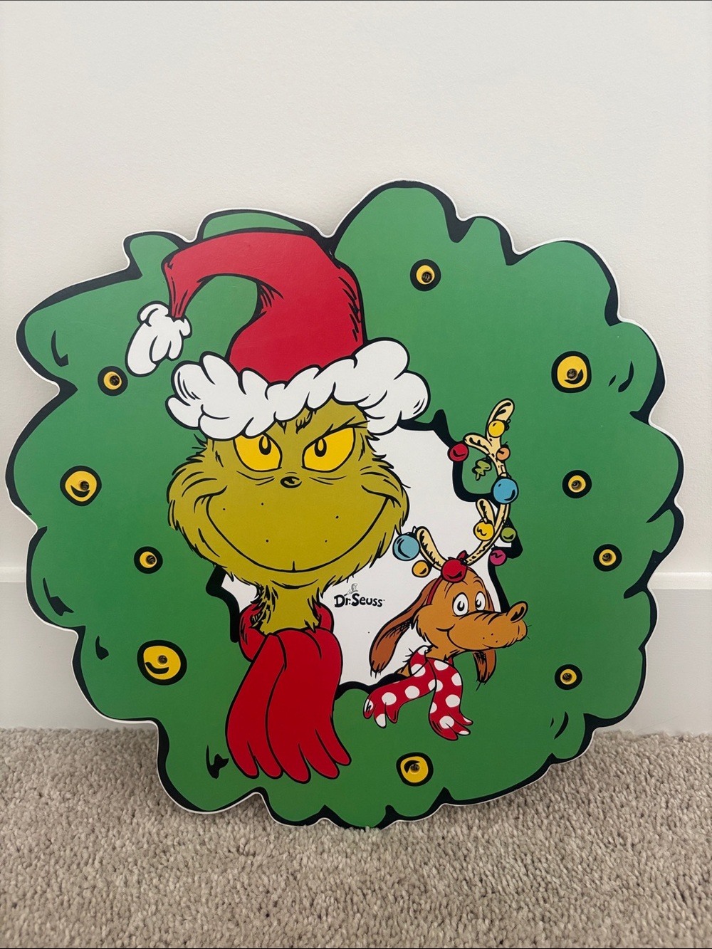Dr. Seuss Grinch Holiday Light Up Wall Decor - Green & Red
